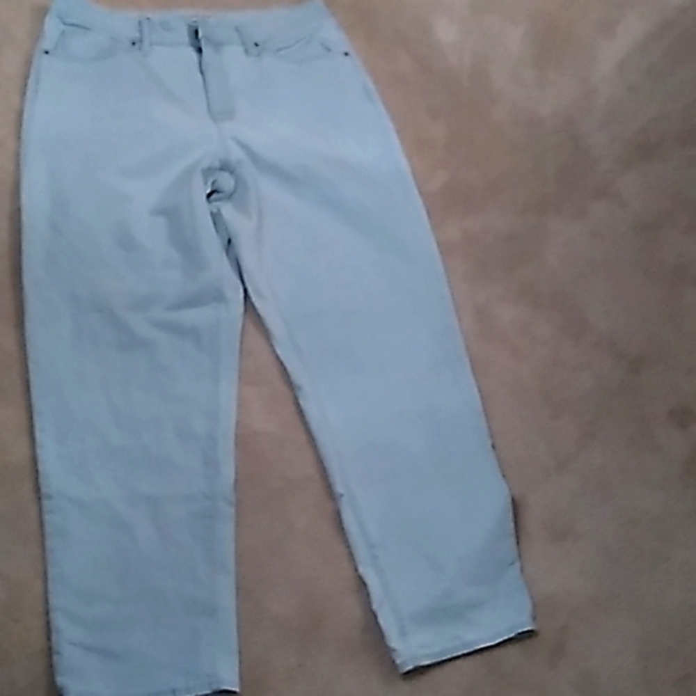 Universal Thread lt denim jeans 14W women’s NWOT